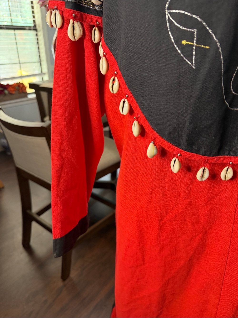 Source Unknown Red Long Sleeve Open-Front Dress with Black Trim - Picture 4 of 16